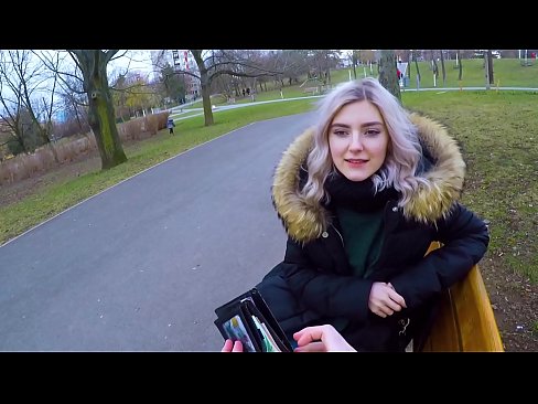 ❤️ يبتلع نائب الرئيس الغريب الساخن من أجل المال - اللسان في الحديقة بواسطة Eva Elfie الفيديو الشرجي
